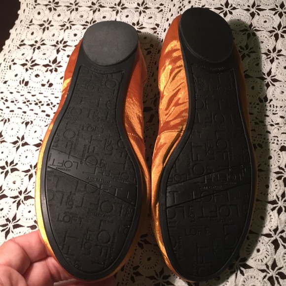 LOFT Golden Color Flat Ballerinas.  6.5 NWT - Picture 4 of 5